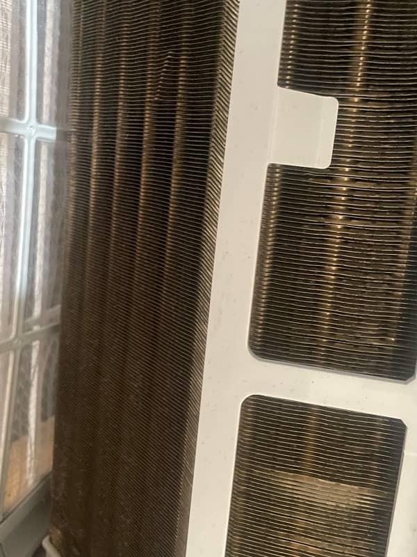 Electrolux inveter  Ac 1.5 ton 4