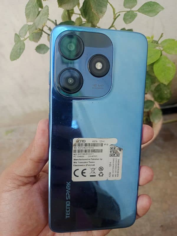 Tecno spark 10c 4+4/128 sealed 100% 0