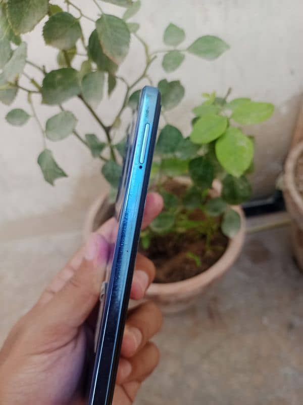 Tecno spark 10c 4+4/128 sealed 100% 3
