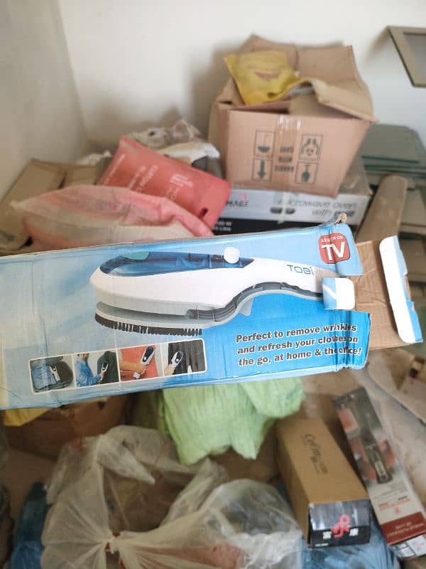 steam iron in working condition 0