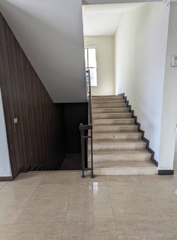 01 Kanal Brand New Beautiful independent House Available For Rent in Defence Raya Phase 6, Lahore Cantt. 3