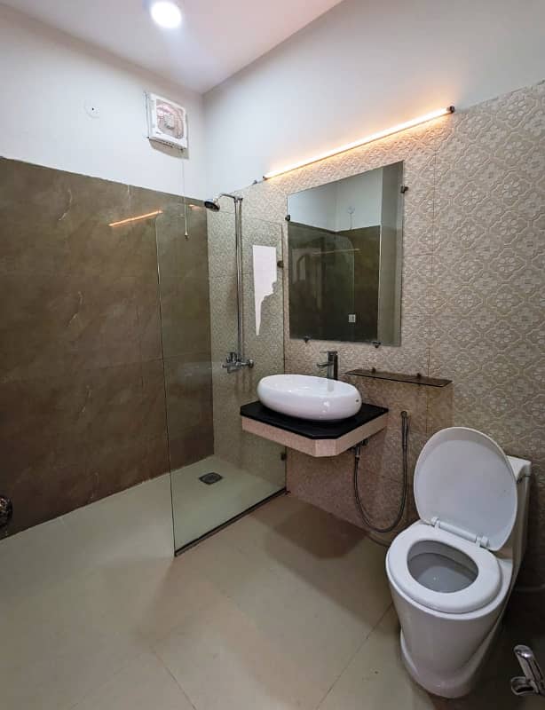 01 Kanal Brand New Beautiful independent House Available For Rent in Defence Raya Phase 6, Lahore Cantt. 4