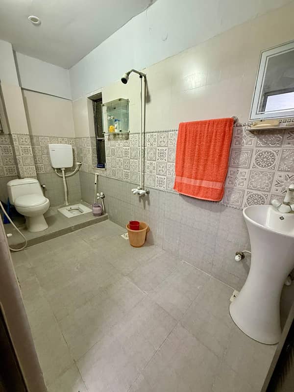 Apparment For Sell in Block i North Nazimabad 4