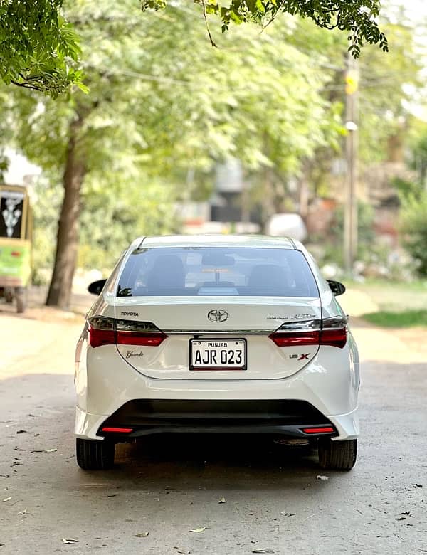 Toyota Altis Grande 2022 B to B genuine 3