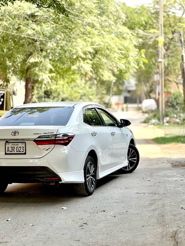Toyota Altis Grande 2022 B to B genuine 4