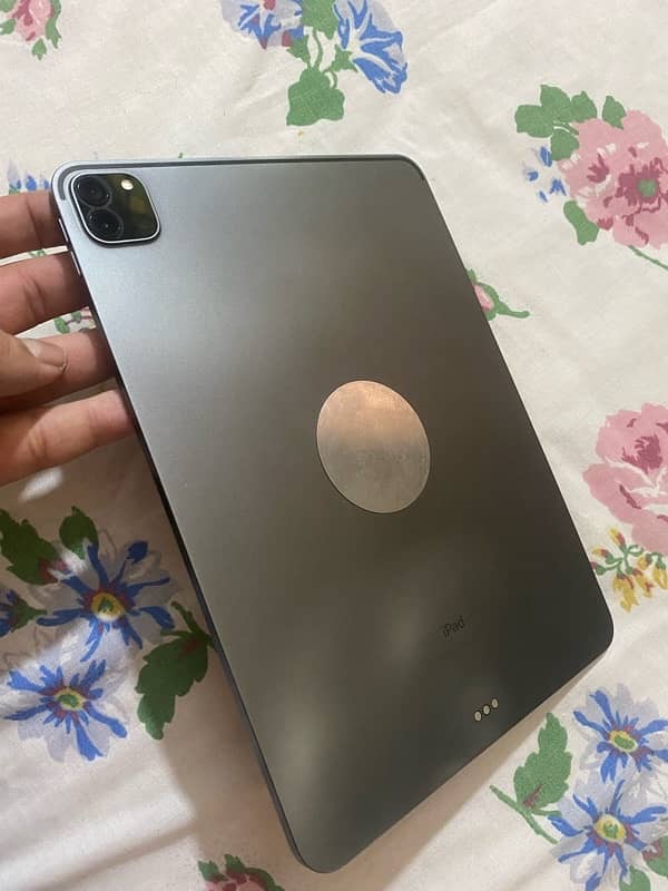 Ipad Pro 2020 (11” inches) 128gb (120 fps) 5