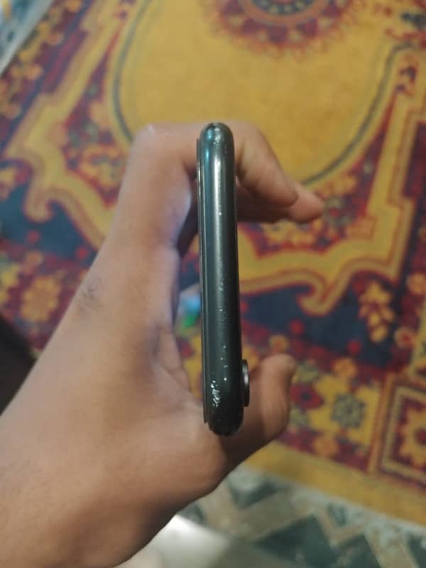 IPHONE XR FACTORY UNLOCK 64Gb LL/A 2