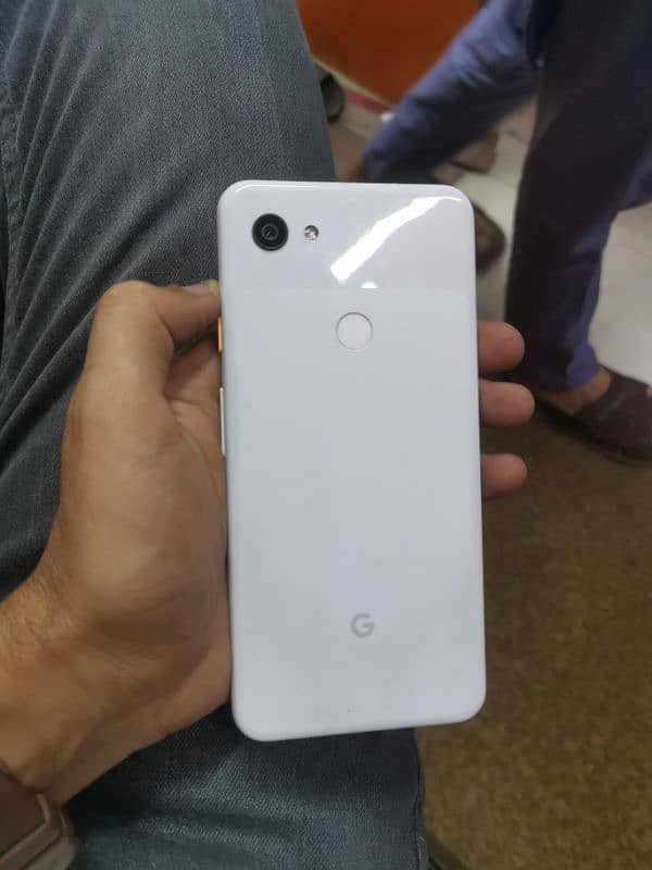 Google pixel 3a XL available in New condition 4gb 64gb Pta approved 3