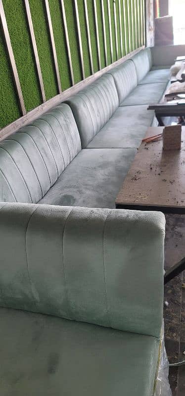 sofa pizza hat 10