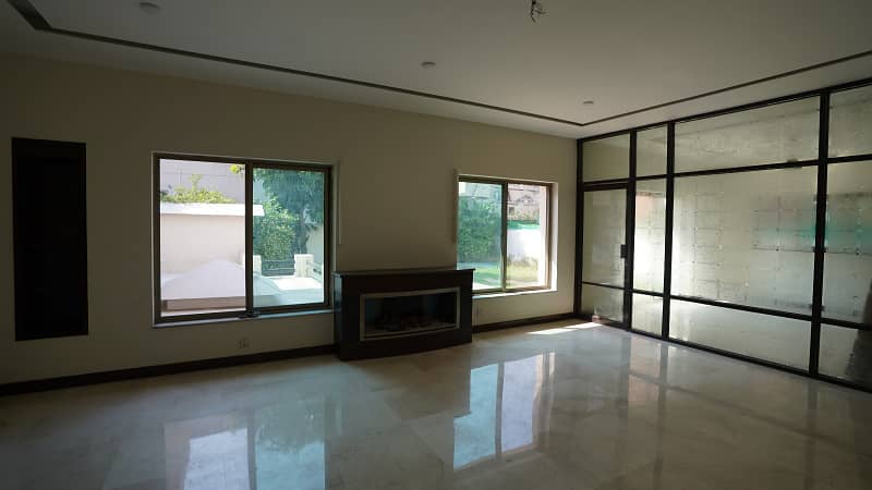1 Kanal Modern Bangalow For RENT In DHA Lahore Phase 5 Near PENTA SQUARE MALL 12