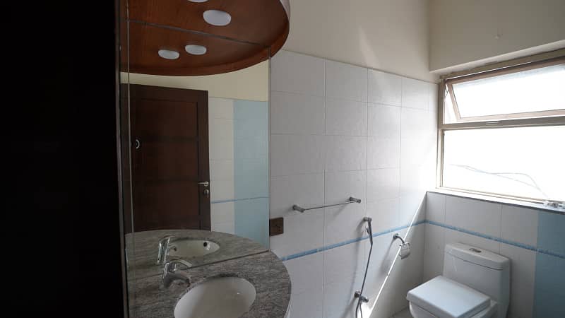 1 Kanal Modern Bangalow For RENT In DHA Lahore Phase 5 Near PENTA SQUARE MALL 14