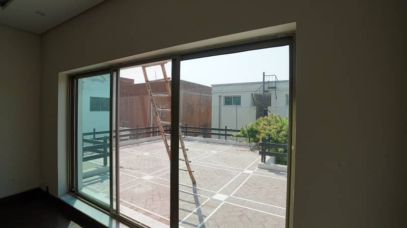1 Kanal Modern Bangalow For RENT In DHA Lahore Phase 5 Near PENTA SQUARE MALL 18