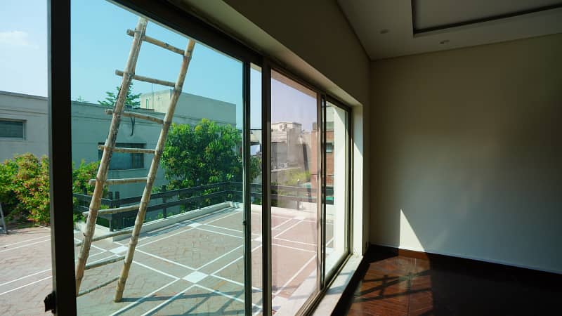 1 Kanal Modern Bangalow For RENT In DHA Lahore Phase 5 Near PENTA SQUARE MALL 20