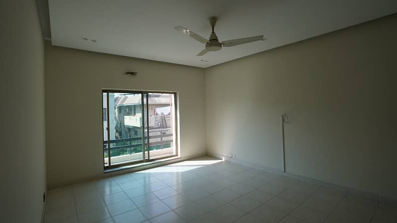 1 Kanal Modern Bangalow For RENT In DHA Lahore Phase 5 Near PENTA SQUARE MALL 23
