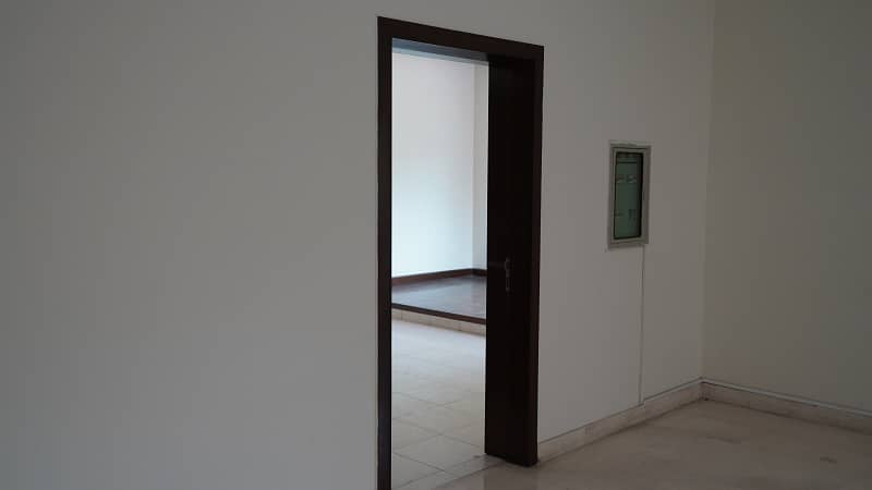 1 Kanal Modern Bangalow For RENT In DHA Lahore Phase 5 Near PENTA SQUARE MALL 35