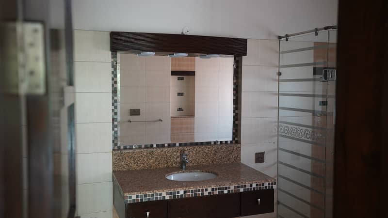 1 Kanal Modern Bangalow For RENT In DHA Lahore Phase 5 Near PENTA SQUARE MALL 41