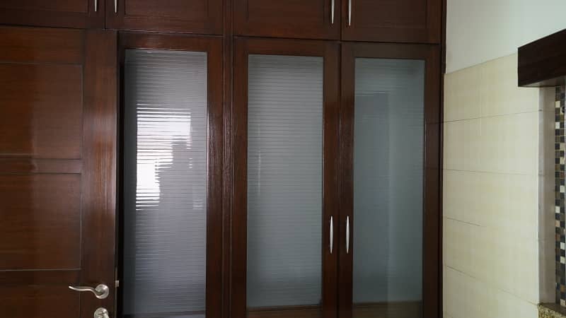 1 Kanal Modern Bangalow For RENT In DHA Lahore Phase 5 Near PENTA SQUARE MALL 44