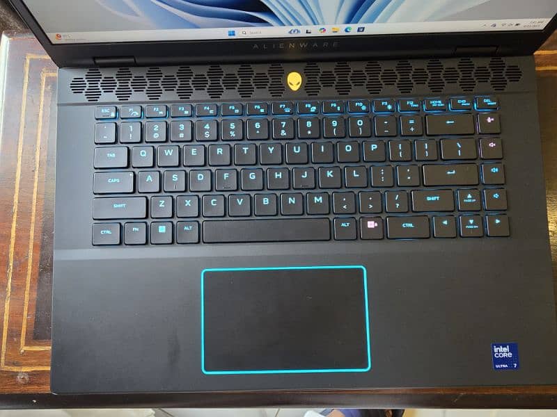 Dell Alienware M16 R2 almost new 1