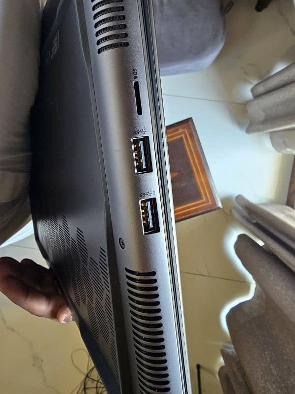 Dell Alienware M16 R2 almost new 8