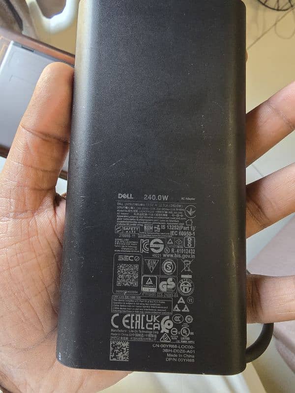 Dell Alienware M16 R2 almost new 9