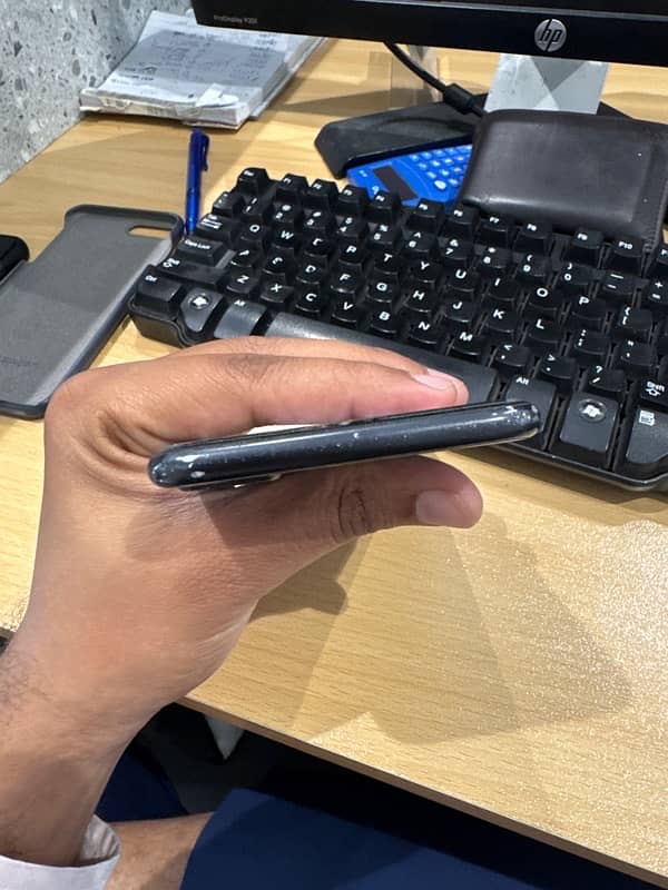 iPhone 7 Plus 256gb pta approved 4