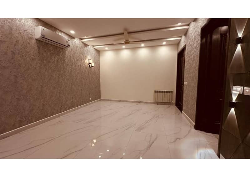 UPPER-PORTION 1-KANAL 3-Bed attach Bath PHASE-6 DHA LAHORE 8