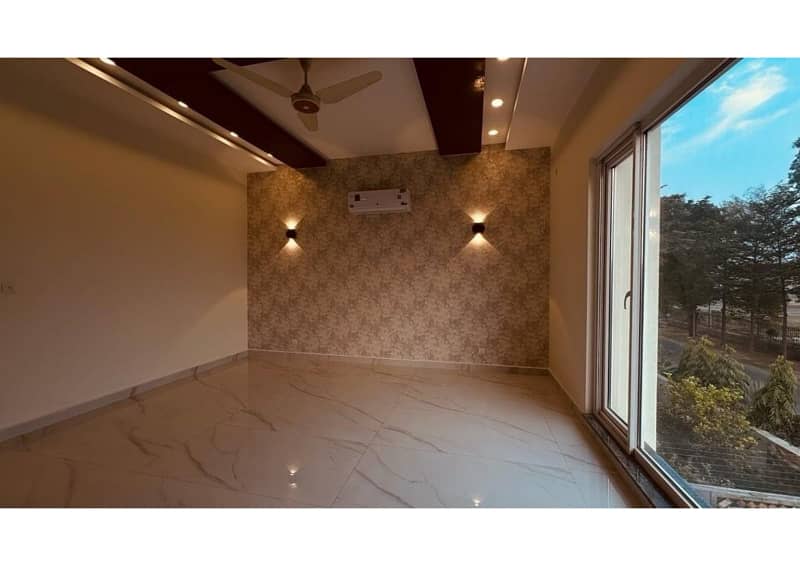 UPPER-PORTION 1-KANAL 3-Bed attach Bath PHASE-6 DHA LAHORE 12