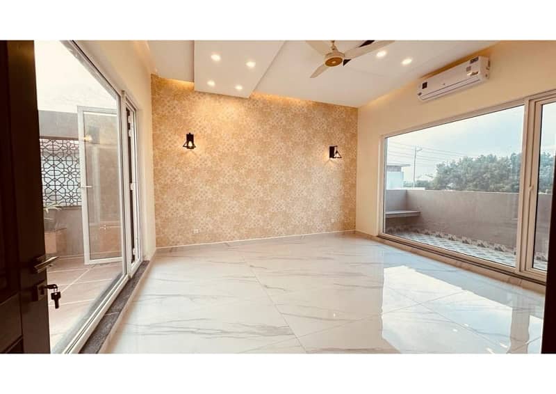 UPPER-PORTION 1-KANAL 3-Bed attach Bath PHASE-6 DHA LAHORE 20