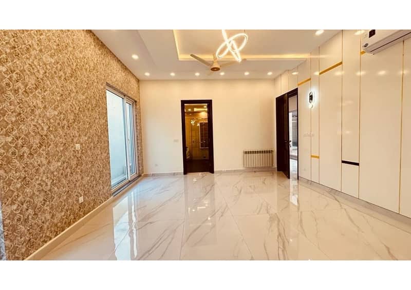 UPPER-PORTION 1-KANAL 3-Bed attach Bath PHASE-6 DHA LAHORE 22