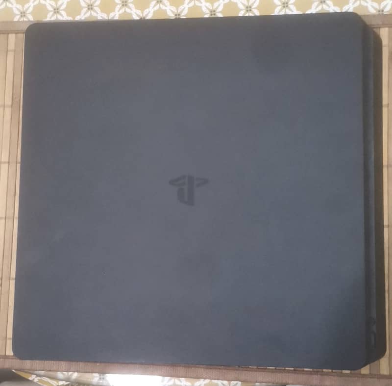PlayStation 4 (PS4) Bundle – Excellent Condition 0