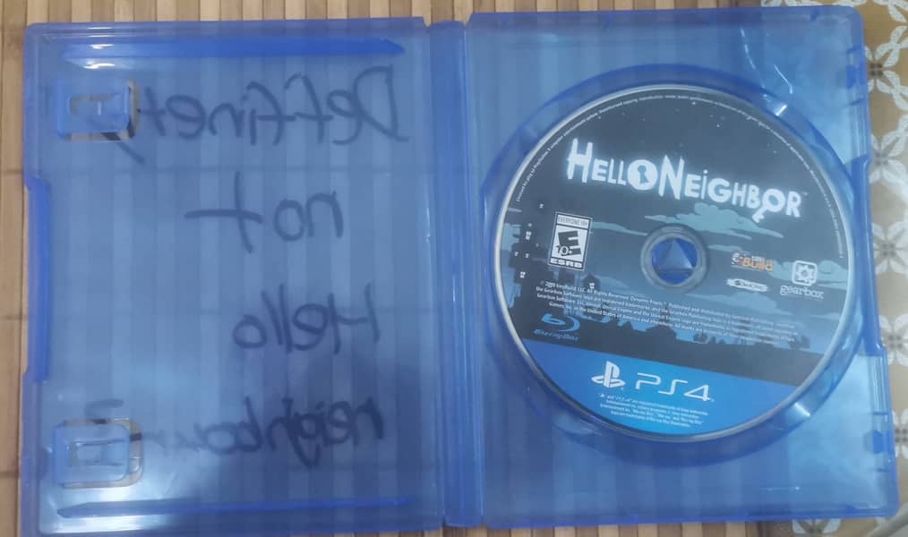 PlayStation 4 (PS4) Bundle – Excellent Condition 7