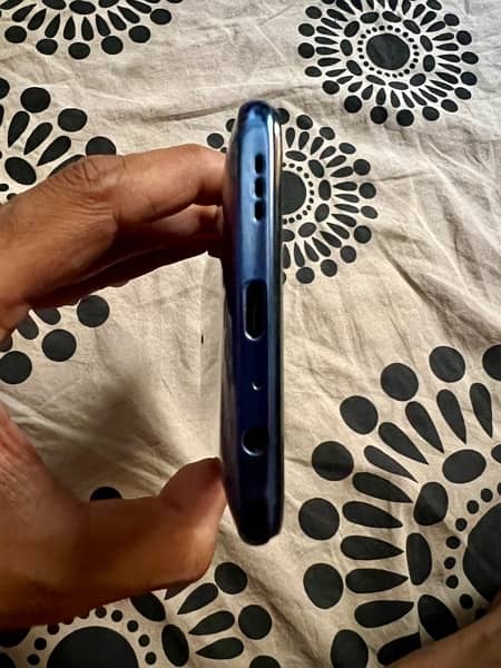 Oppo Reno Z - 8/512 (Lifetime Approved) 5
