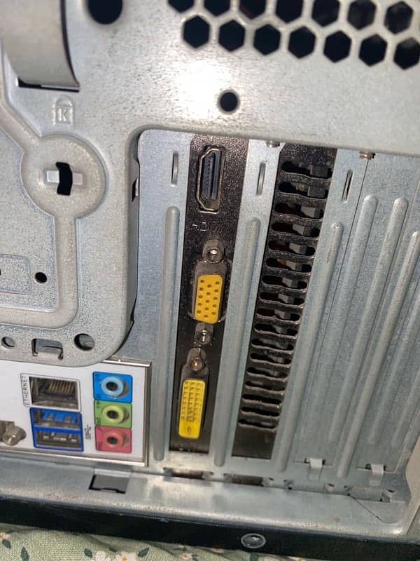 Nvidia gtx 750ti Graphic Card 2GB 2