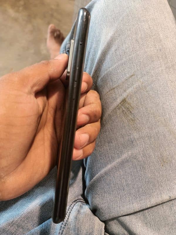 oppo f19 3