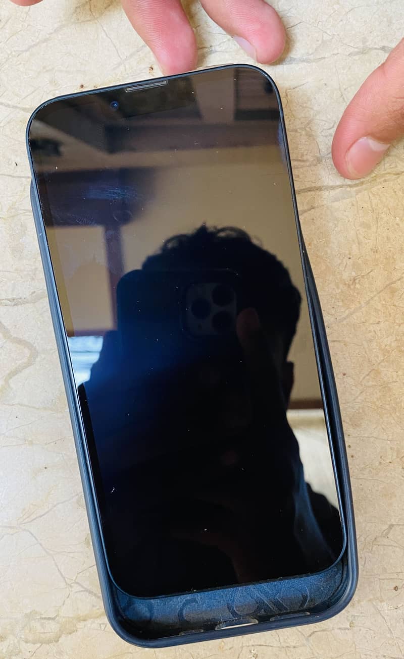 iPhone 13 1