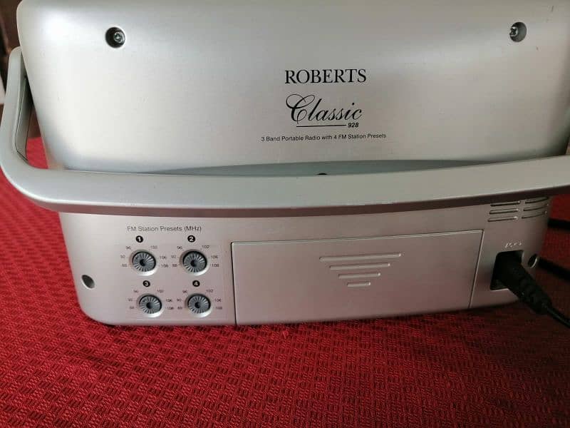 Radio Roberts Classic Model R9928 Made in England 2