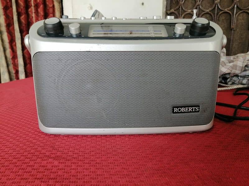 Radio Roberts Classic Model R9928 Made in England 3
