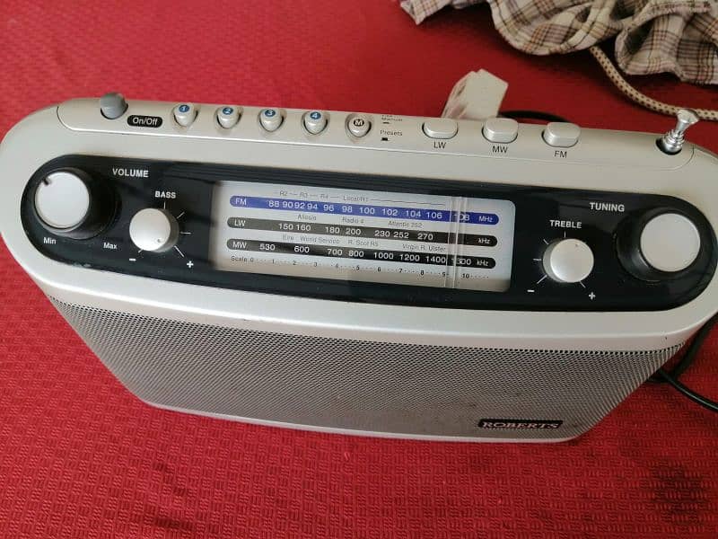 Radio Roberts Classic Model R9928 Made in England 4