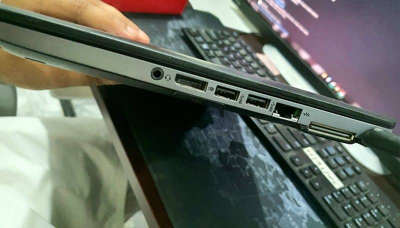 HP Elitebook 840 G1 - Core i5 (4th Gen) | SSD | Windows 11 4