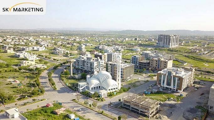 2 bedroom flat available for sale in c1 block multi gardens B17 islamabad 2