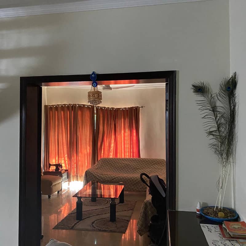 10 Marla Elegant Design Lavish House Near To Park 1