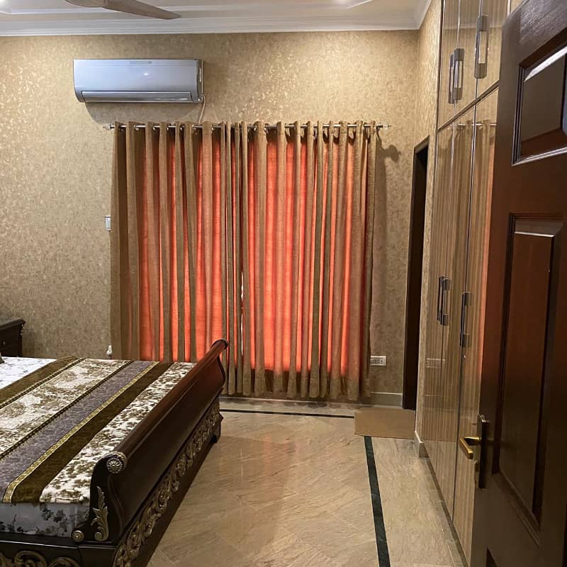 10 Marla Elegant Design Lavish House Near To Park 5