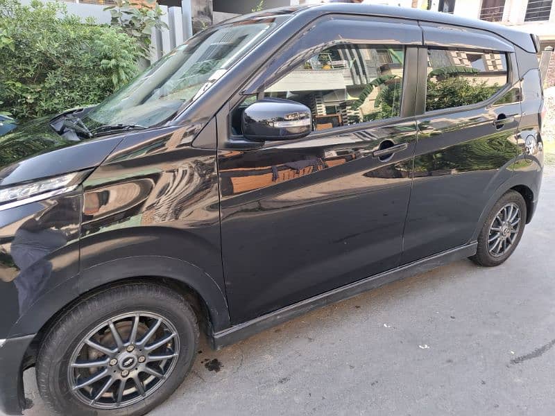 Mitsubishi Ek X 2020 14
