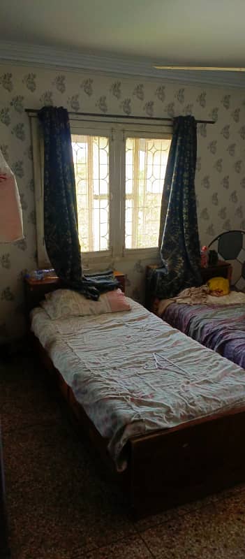 20000. ladies furnished sharing rooms. Park facing westopen. available for rent 4 floor gulshan block 16. erum centre iftikhar estate 1