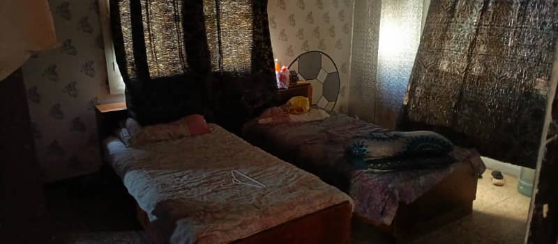 20000. ladies furnished sharing rooms. Park facing westopen. available for rent 4 floor gulshan block 16. erum centre iftikhar estate 2