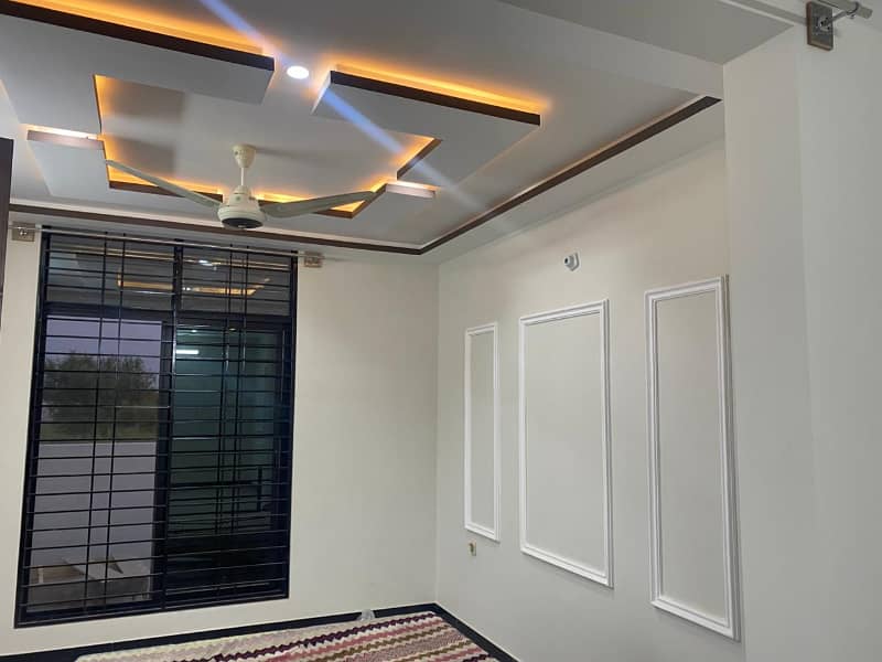 30x60 New Double story House for sale in G-16 Islamabad 4