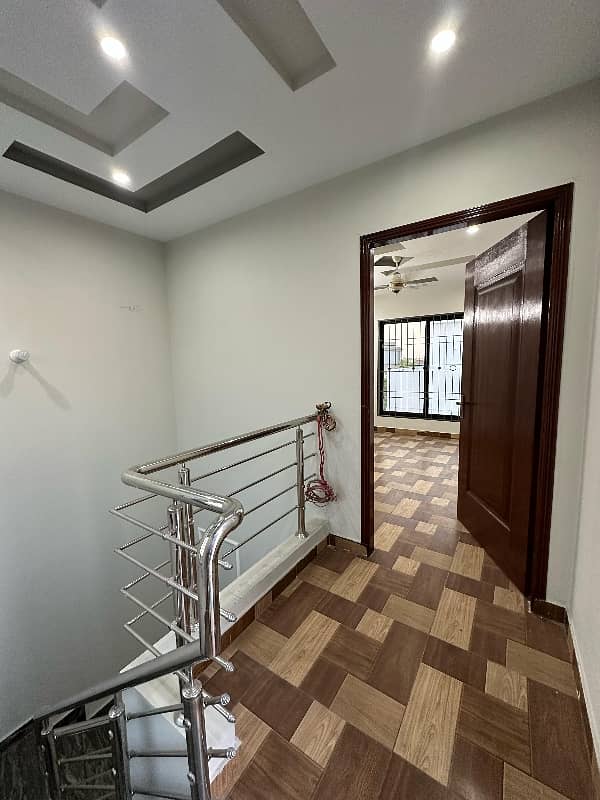 Prime Location 5 Marla House Is Available In Royal Palm City - Block A 4