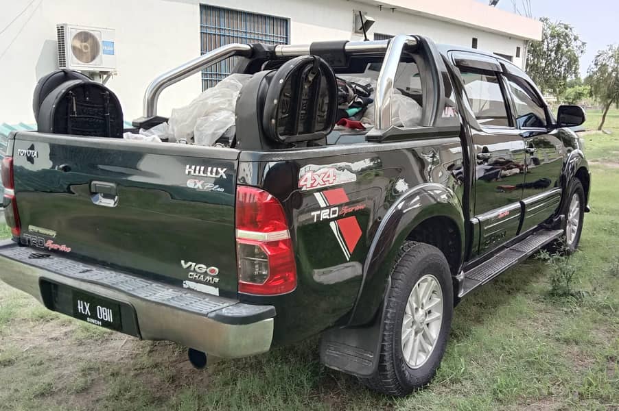 Toyota Hilux 2015 Model 1
