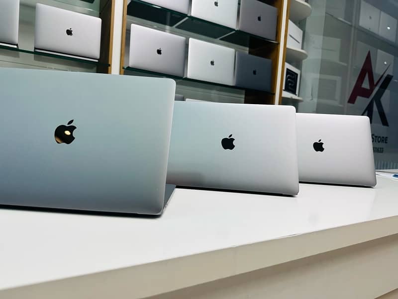 MacBook Pro 2020 | 13 inches | Intel Core i | 16GB With 512 Storage 7