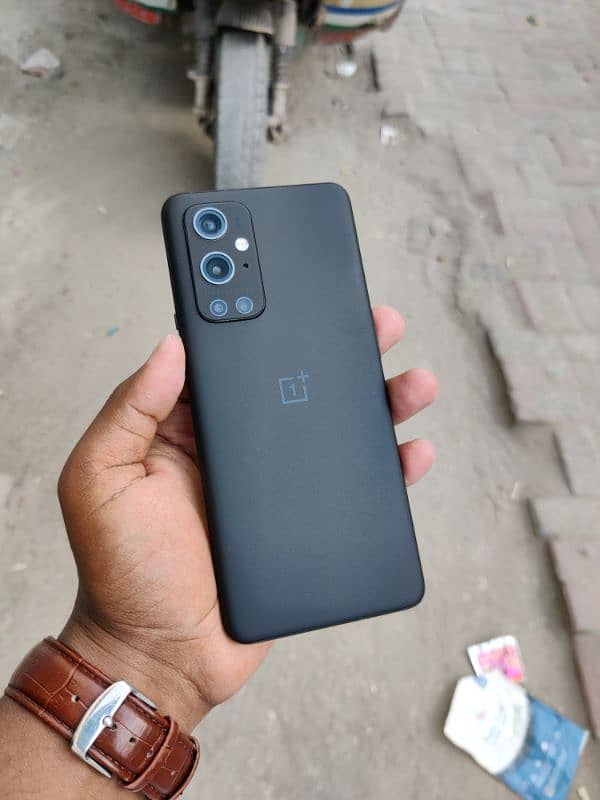 OnePlus 9 pro 12/256 dual pta 4